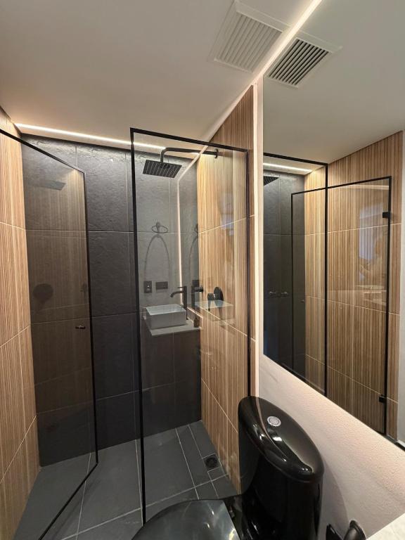 Very comfortable modern duplex - 2