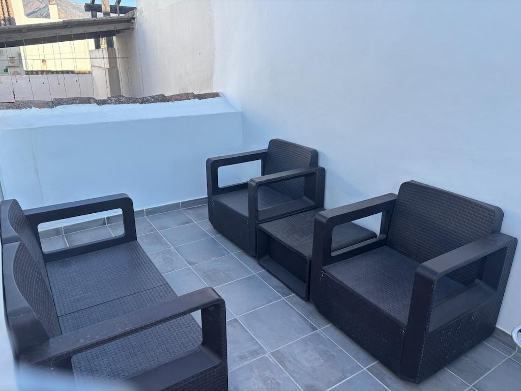 LHUZ Suite - 2