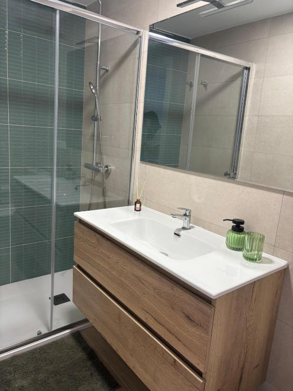 LHUZ Suite - 3
