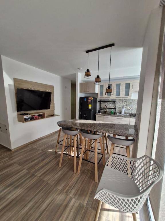Hermoso Apartamento en Ricaurte Cundinamarca - 2