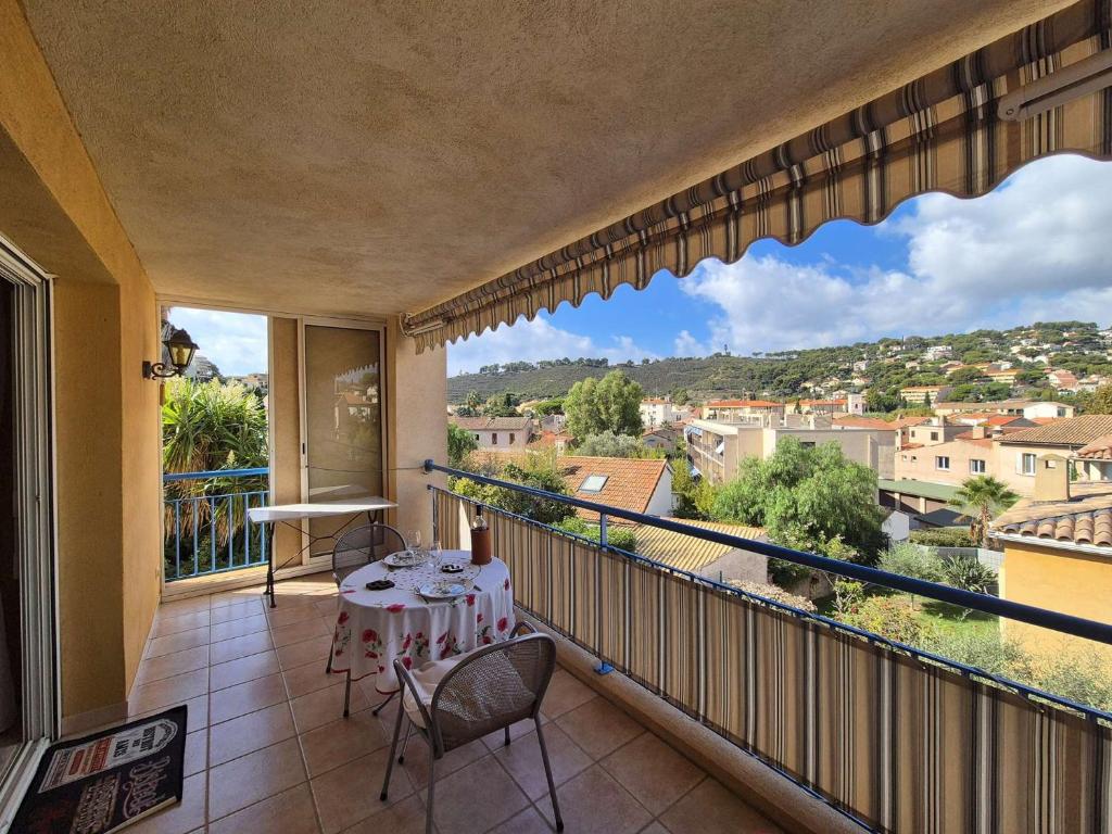 3 chambres, au coeur du village de Saint Mandrier - 3