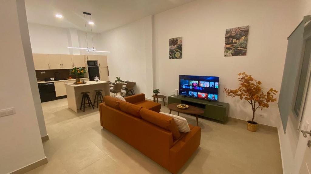 R&M Suite Home - 2