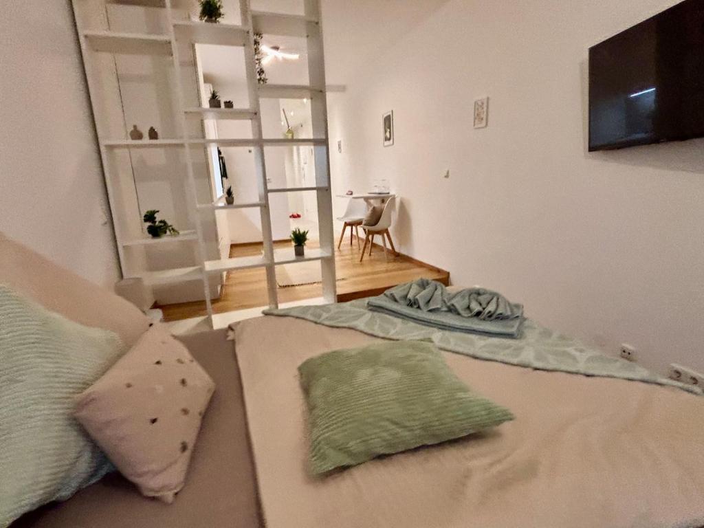 City Apartment - 1