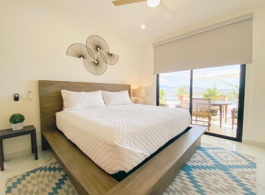 Ocean View Condo in Pedregal - 3