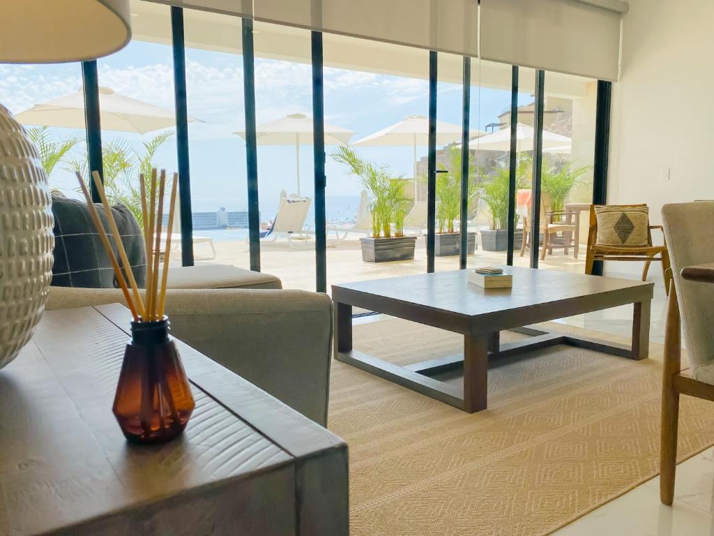 Ocean View Condo in Pedregal - 1