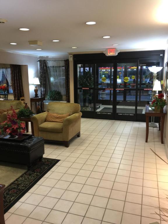 Baymont by Wyndham Paducah photo