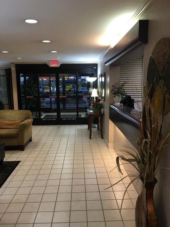 Baymont by Wyndham Paducah photo