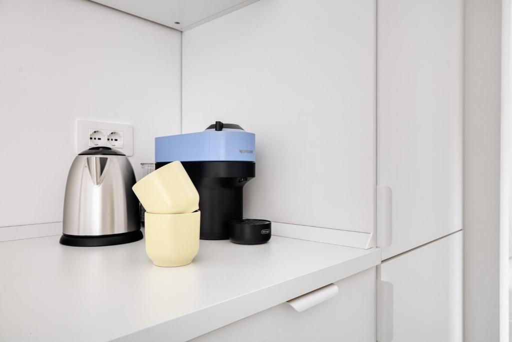 Hostmate- Milano-Minimal Nest - 3
