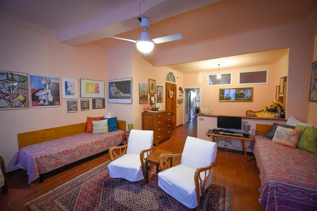 Apartment in the center with garden - 4