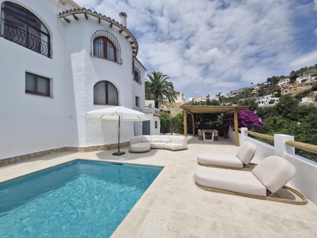 Casa Cunera by Theka Services - 2