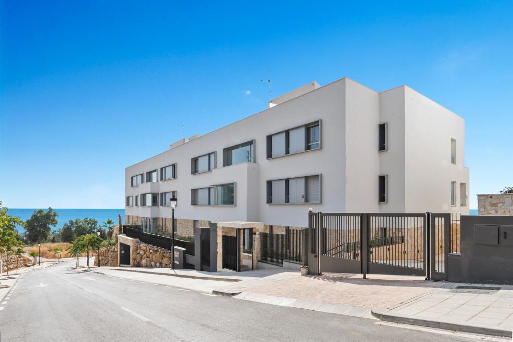 Zenity Azure Sunshine Apartment - 2