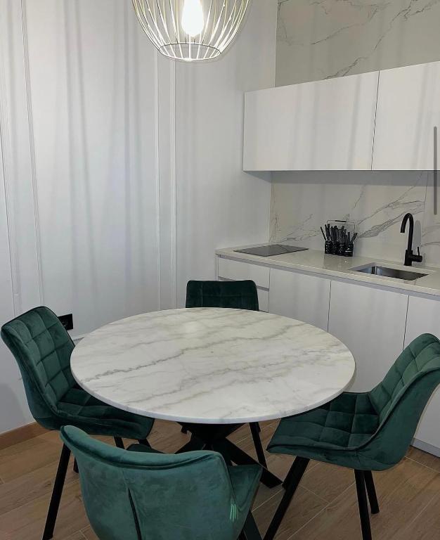 Noir 28 - Luxury apartment in the heart of Novi Sad - 4