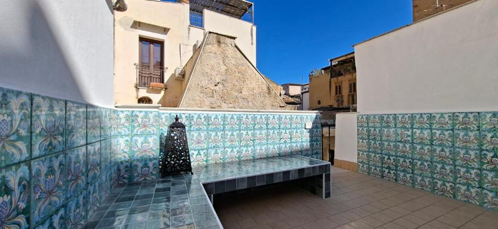 Medina House & Terrace in the Historic Center of Palermo - 2