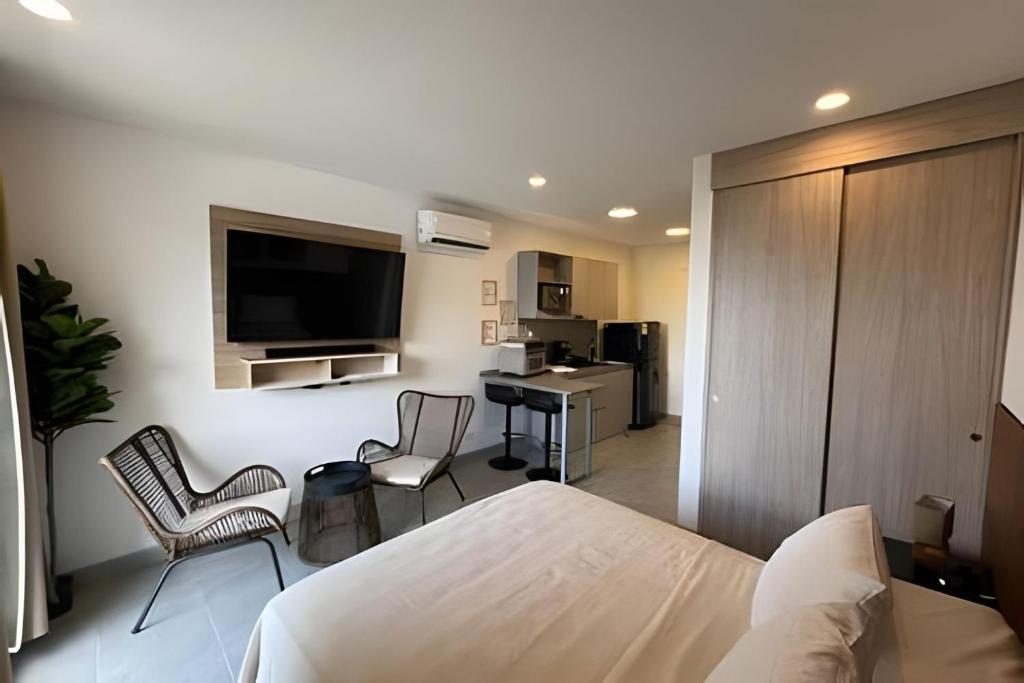 Apartamento con brisa, playa, arena y restaurante - 2