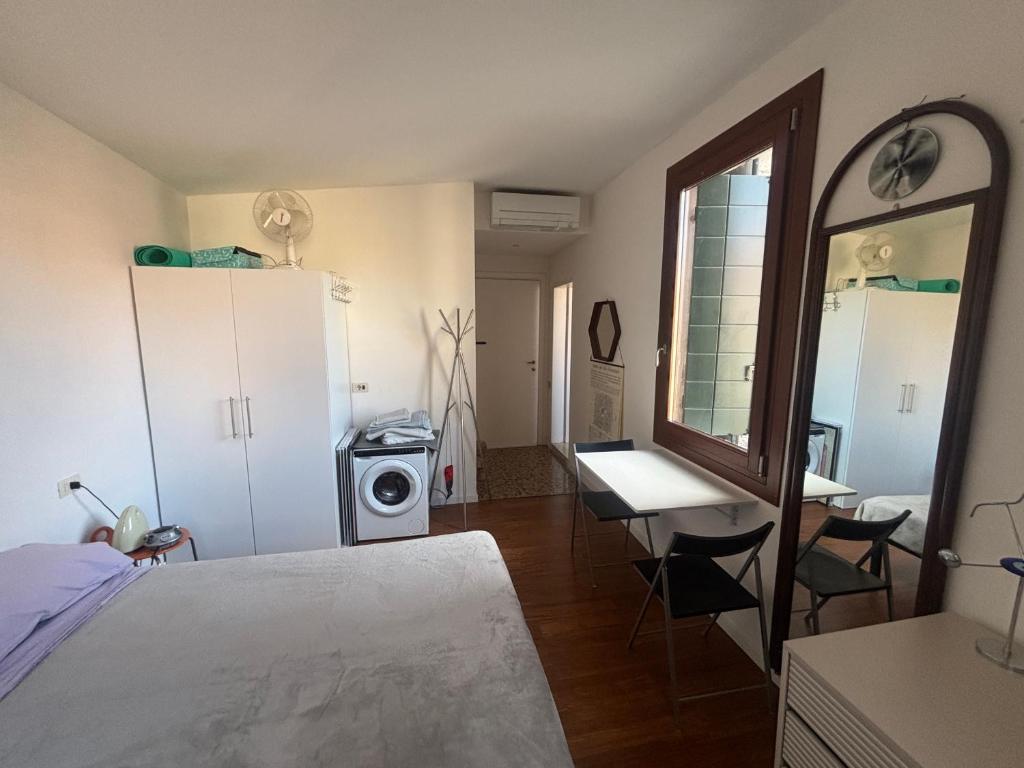Quiet Cannaregio guesthouse - 5