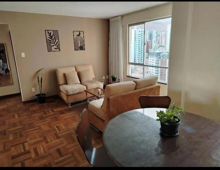 Apartment with an excellent location and an incredible view - 4