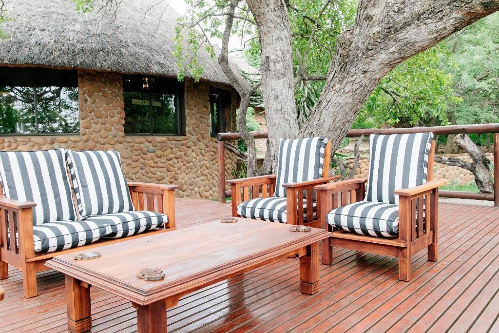 Mpeti Lodge photo