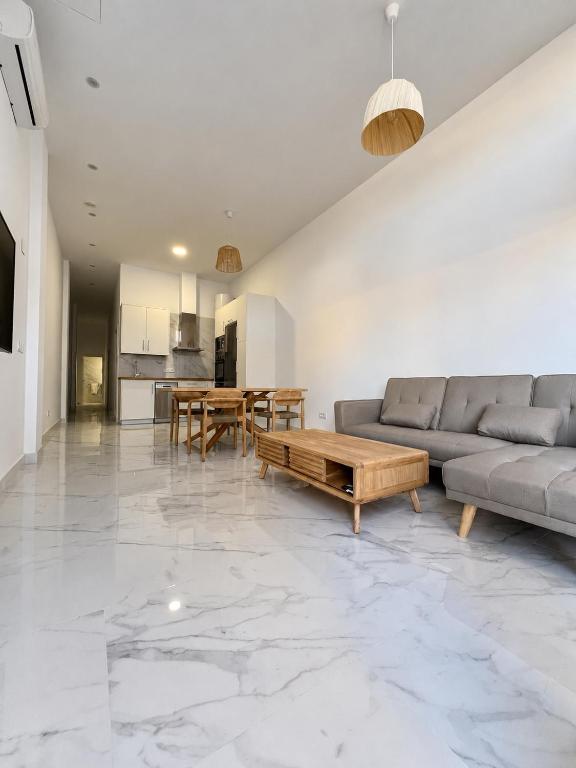 Los pinos Apartments - 1