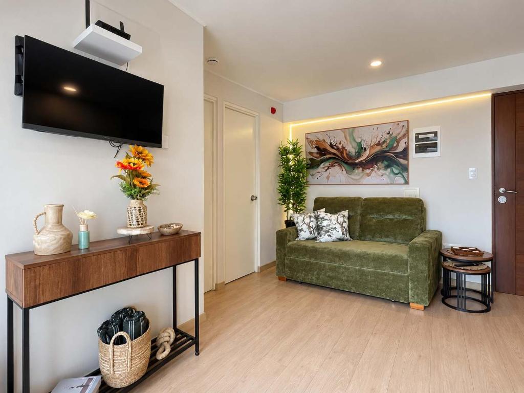 Barranco Gem Apt for 3 Rooftop Pool & Gym - 1