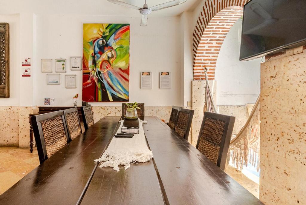 Luxury 5 Bedroom Old Town House - 3
