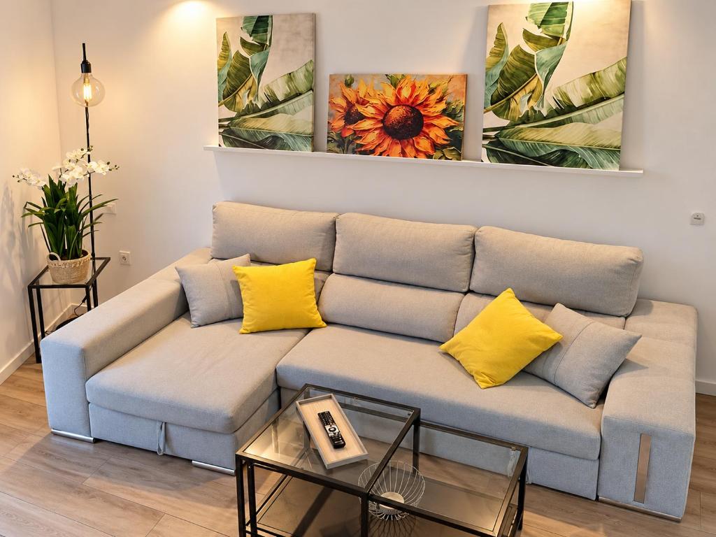Gerona Apartments - 2