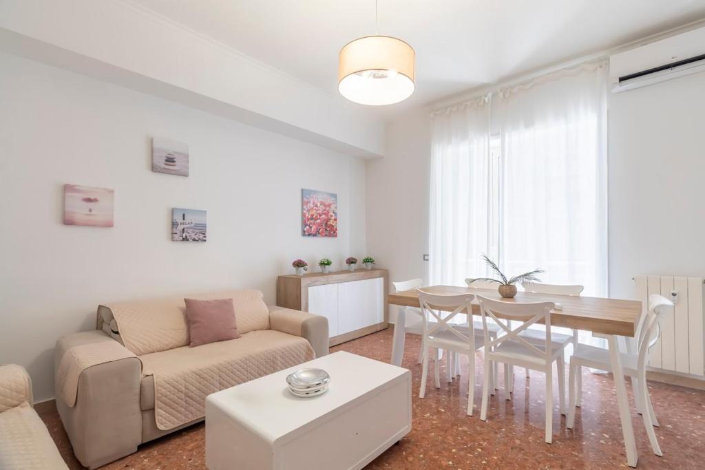 AureaLiving - Trastevere Station Three-Bedroom Apartment - 3