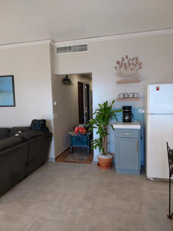 Costa Azul Oceanfront Condo wViews, Surf, Swimmable Beach - 2