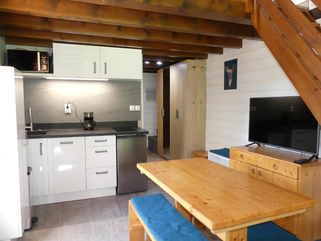 Studio mezzanine, animaux admis - 5 pers. Vue montagne - FR-1-906-28 - 1