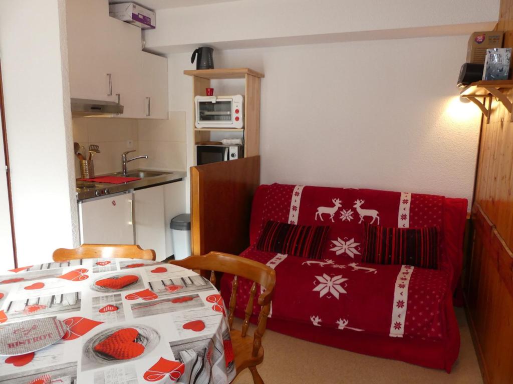 Studio-cabine bien situé, chats OK - 4 pers. - FR-1-906-75 - 1
