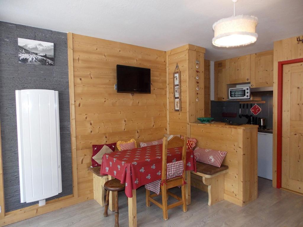 Studio avec vue montagne, balcon - 4 pers. - FR-1-906-89 - 4