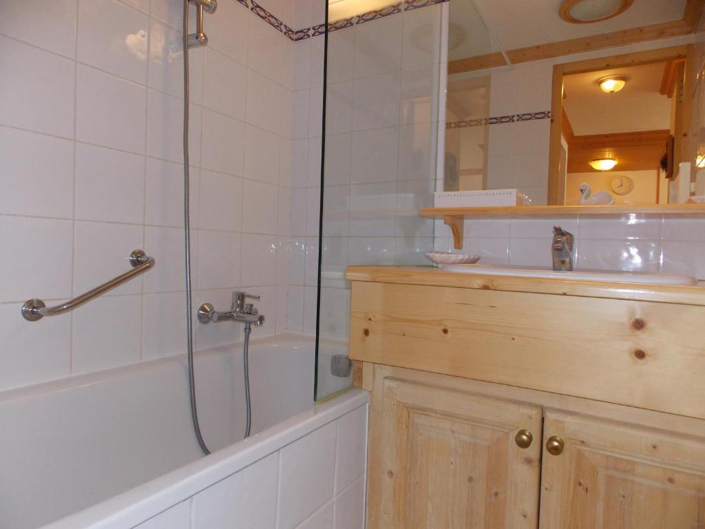 Appartement idéal avec balcon - 4 pers. - FR-1-906-90 - 5