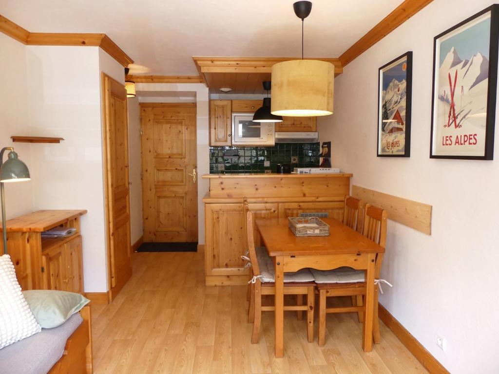 Appartement idéal au pied des pistes - 4 pers. - FR-1-906-86 - 2