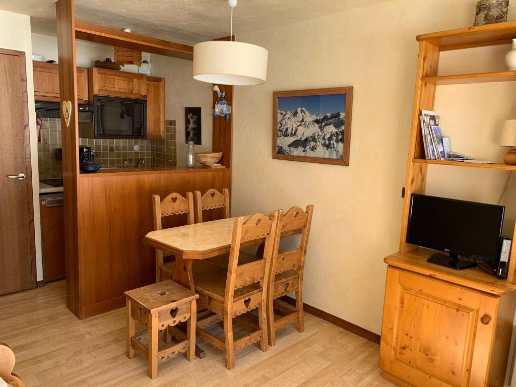 Charmant appartement sans équipement - 4 pers. - FR-1-906-56 - 1