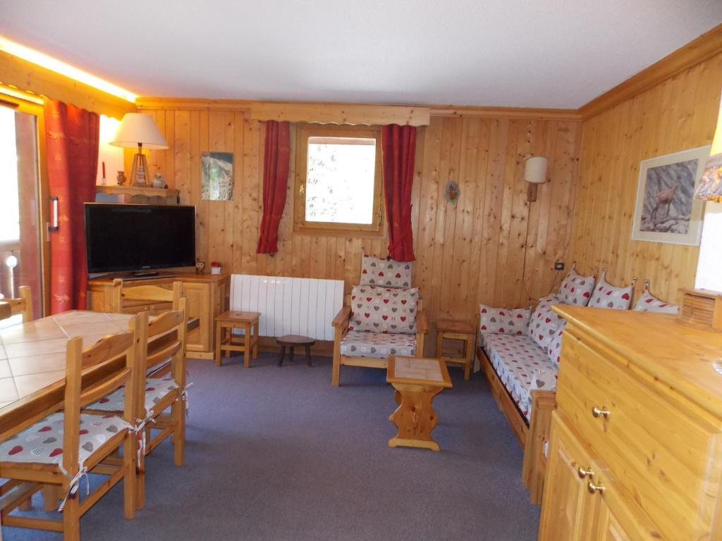 Appartement spacieux plein sud - 6 pers. - FR-1-906-82 - 1