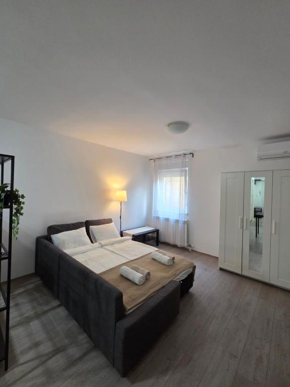 Modern Cozy Studio Apartment 2 - Quiet and Fully Equipped - 4