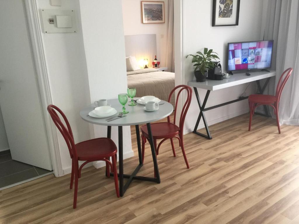 Pasithea Holiday Apartments — Hotel in Larnaca