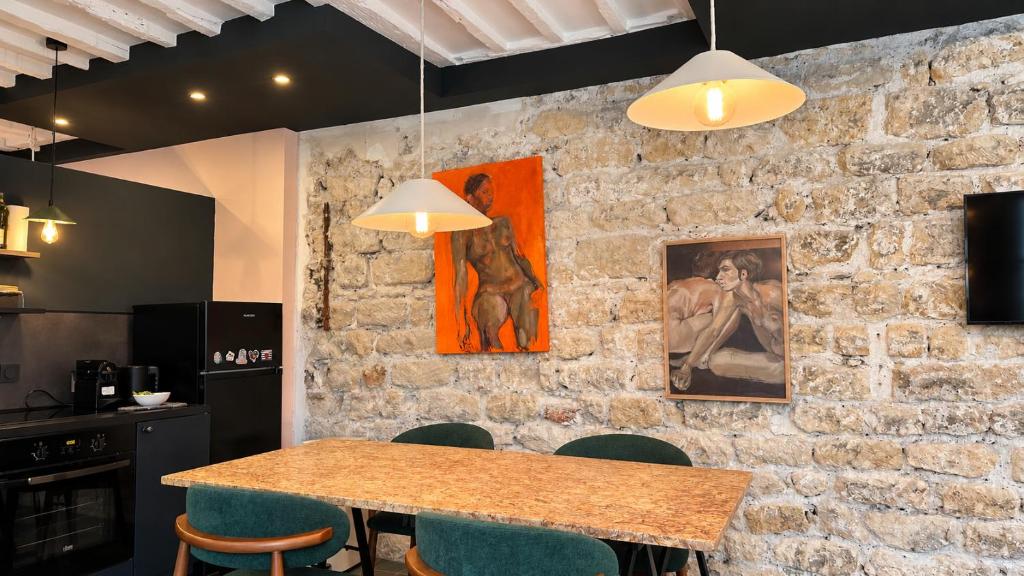 Le Marais Unique 1BR Apartment in Central Paris - 5