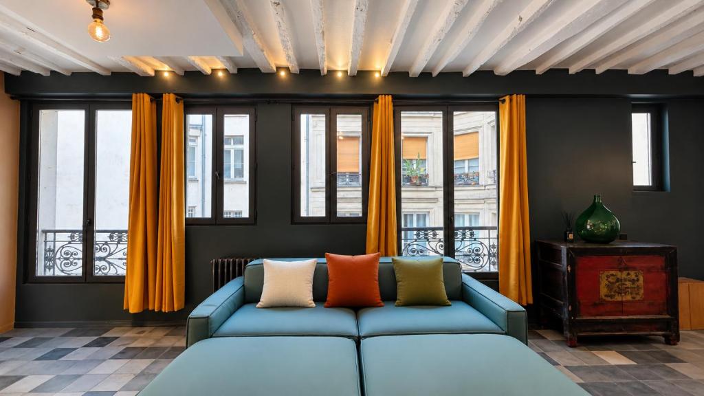 Le Marais Unique 1BR Apartment in Central Paris - 3