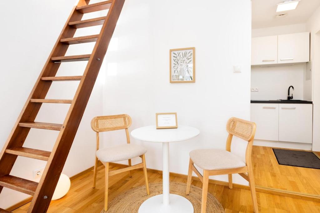Cozy Luxury Apartment Graz 3 - 5