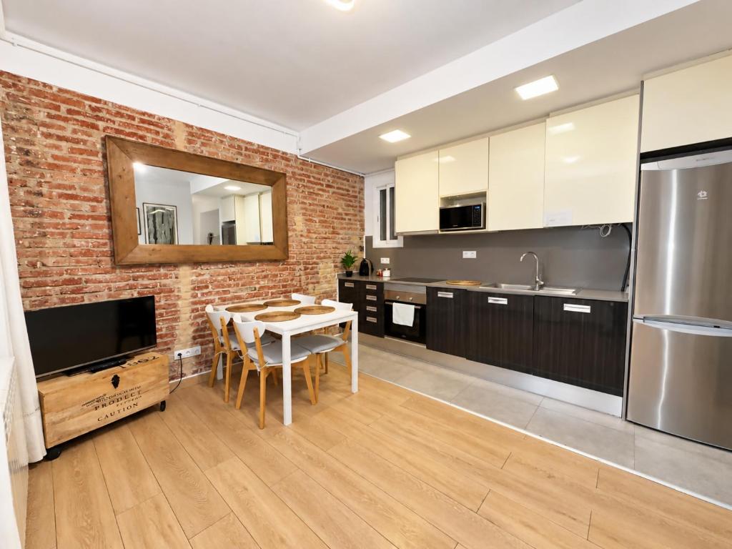 Flaugier Apartments (3-3) - 4