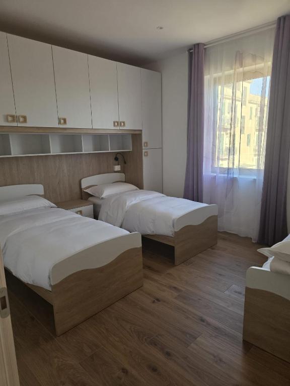 Apartment Tor Vergata, Free Gated Private Parking - 1
