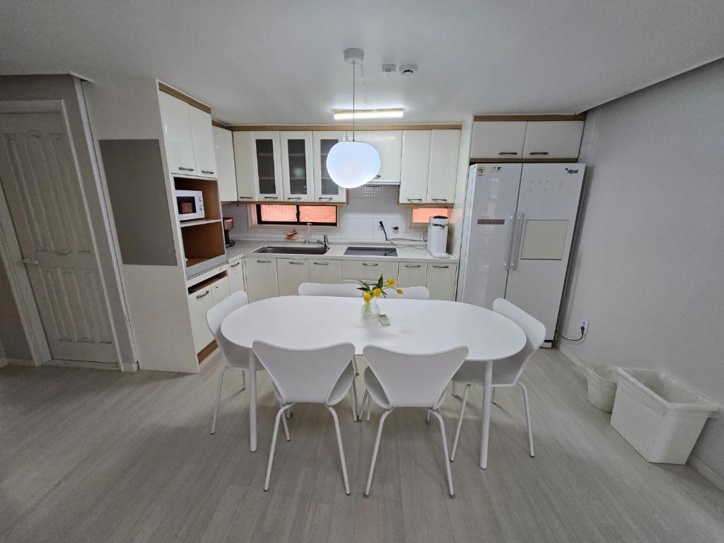 High Street Guest house