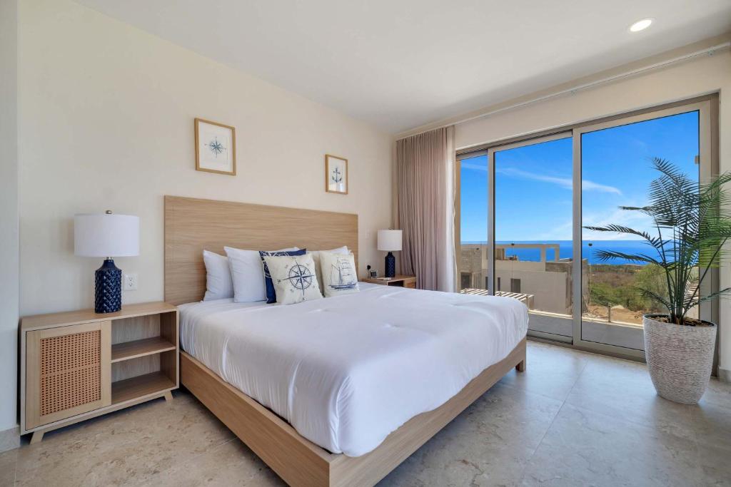 Marvelous Brand New 2 BR Condo - Pool with Ocean Views - 2