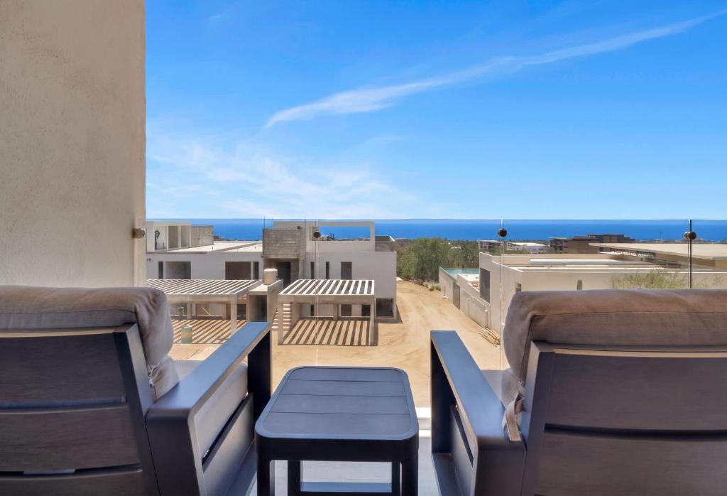 Marvelous Brand New 2 BR Condo - Pool with Ocean Views - 3