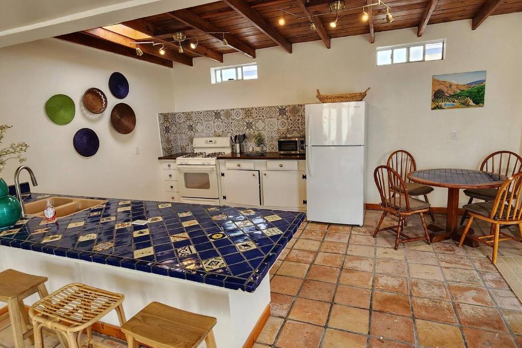 Casa Frida - Beach City retreat - 2