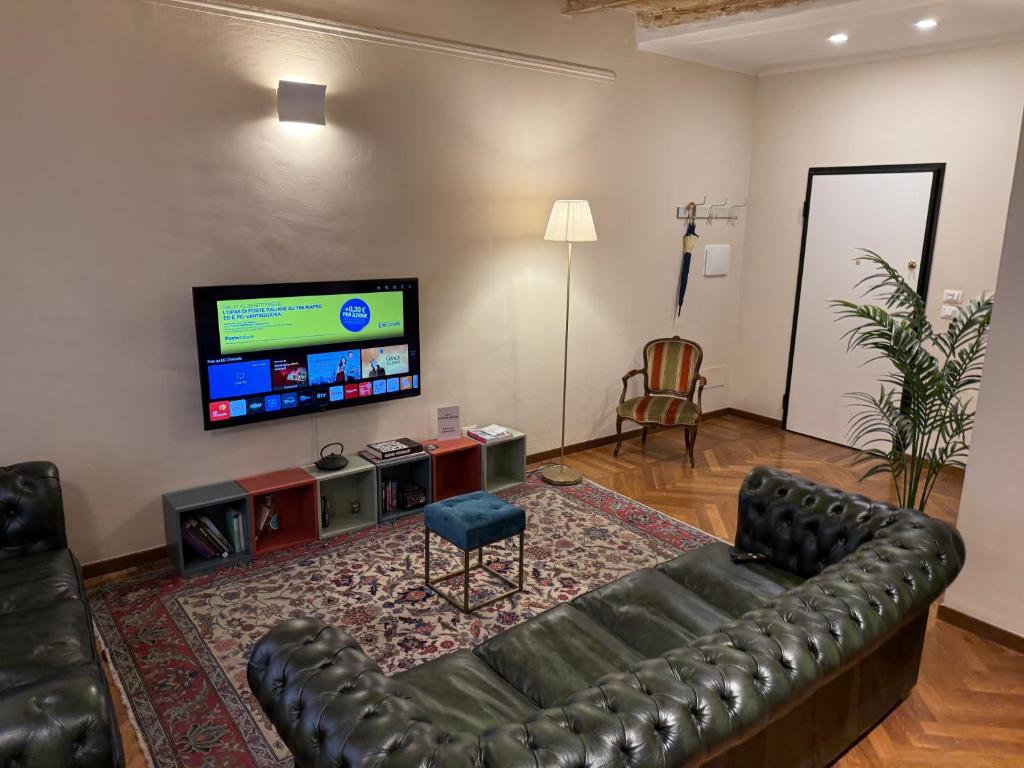Steps from Piazza Maggiore - 1 Bedroom - 4