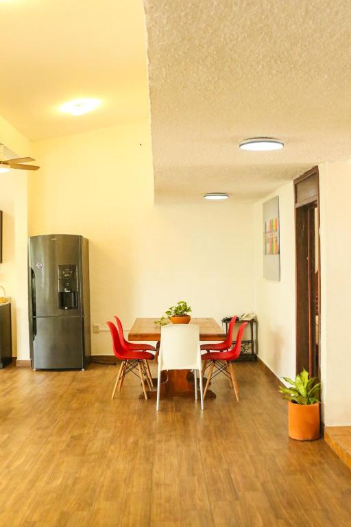 Casa amplia de 4 recámaras en Bacocho - 1