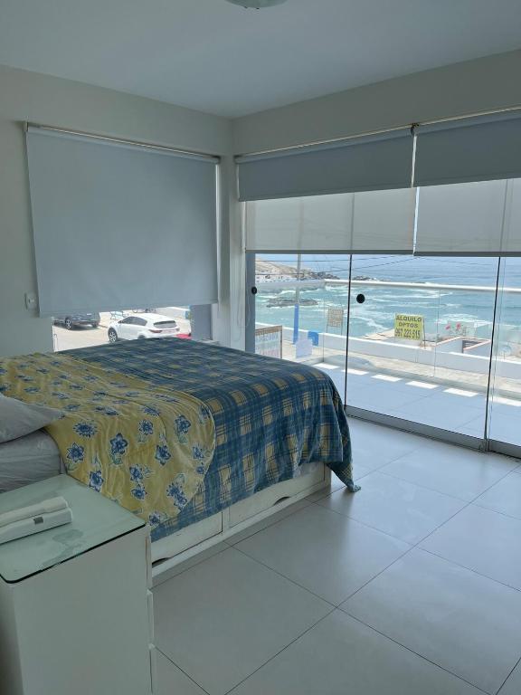 Ocean View Apartment in San Bartolo - 2
