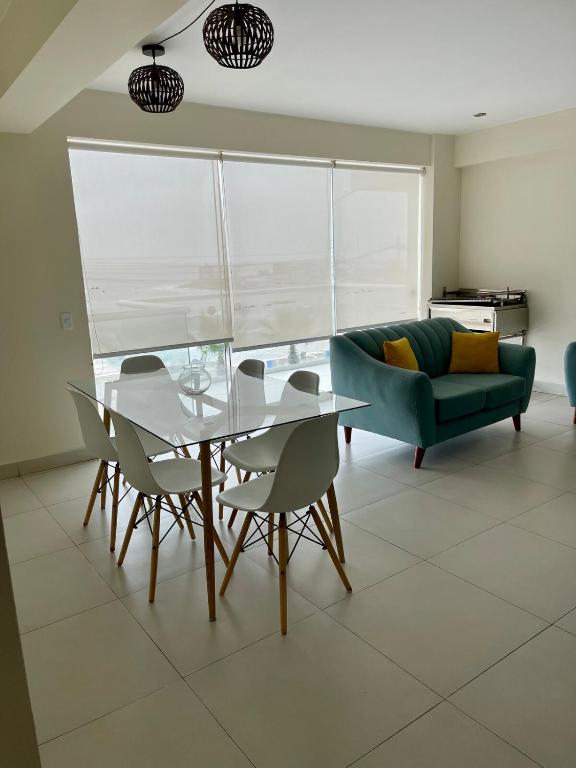 Ocean View Apartment in San Bartolo - 4