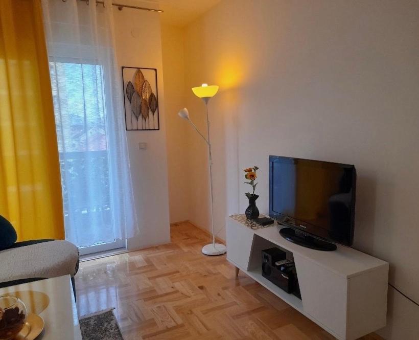 Apartman Makao Stari Aerodrom - 2